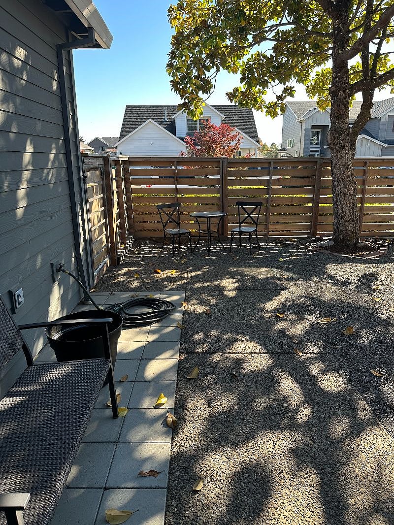 Furnished Finder property 601338_1 photo 28