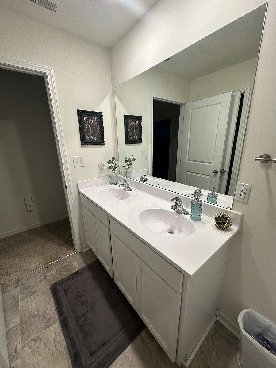 Furnished Finder property 601393_2 photo 9