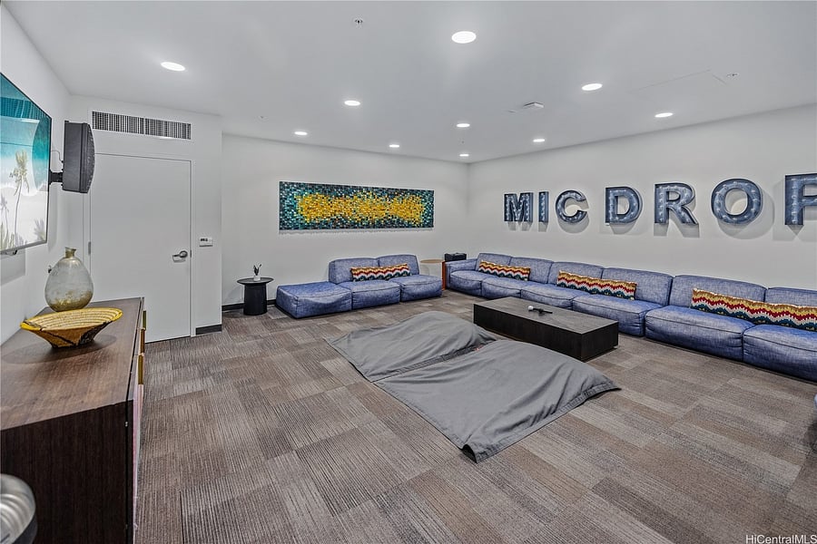 Karaoke Room