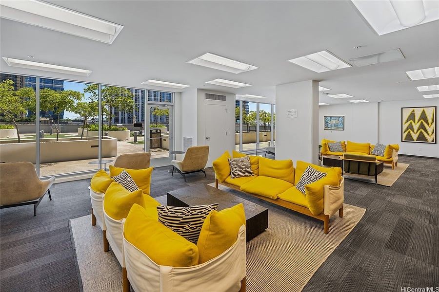 Common Area Living Room