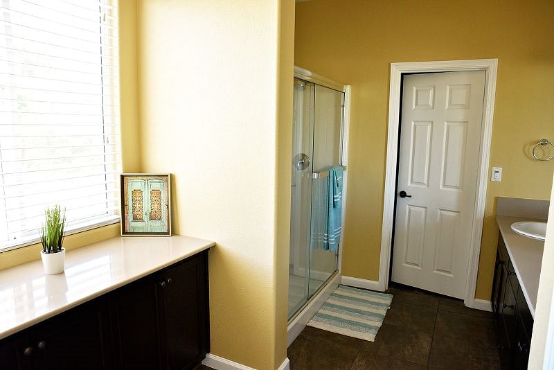 Furnished Finder property 601416_1 photo 8