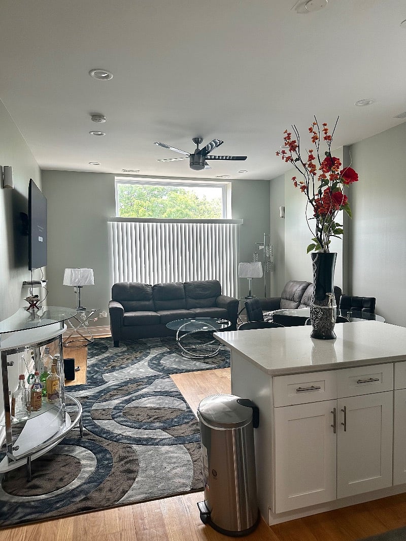 Furnished Finder property 601453_1 photo 3