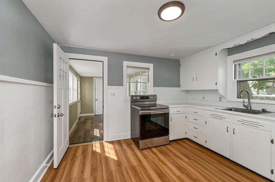 Kitchen to Mudroom