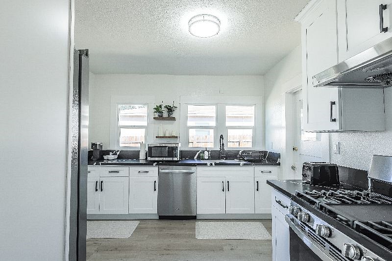 Furnished Finder property 601879_1 photo 15