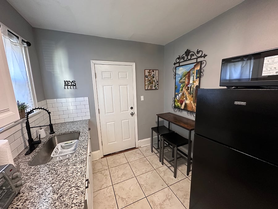 Furnished Finder property 601928_1 photo 3