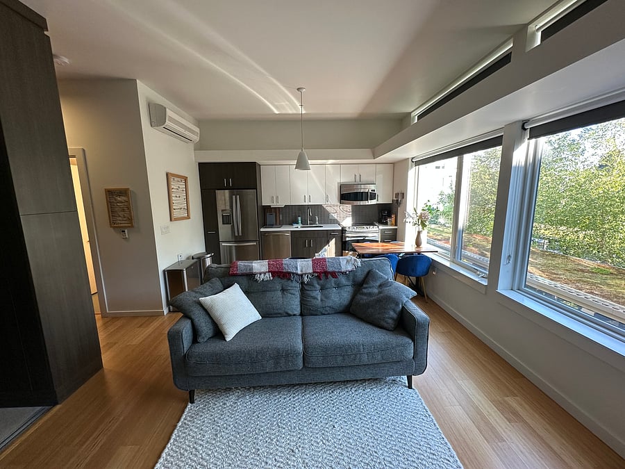 Furnished Finder property 601977_1 photo 2