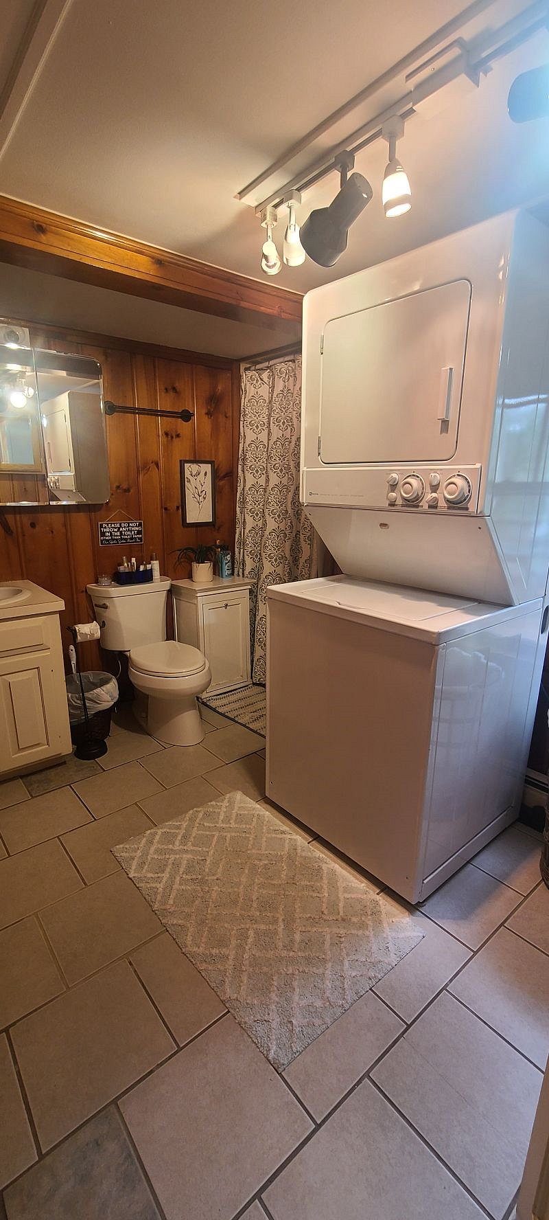 Furnished Finder property 602039_1 photo 13