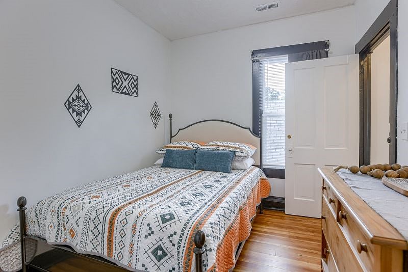 Furnished Finder property 602048_1 photo 15