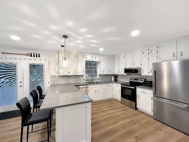 Furnished Finder property 602059_1 photo 7