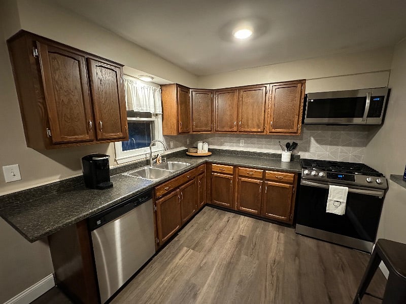 Right side of KitchenB