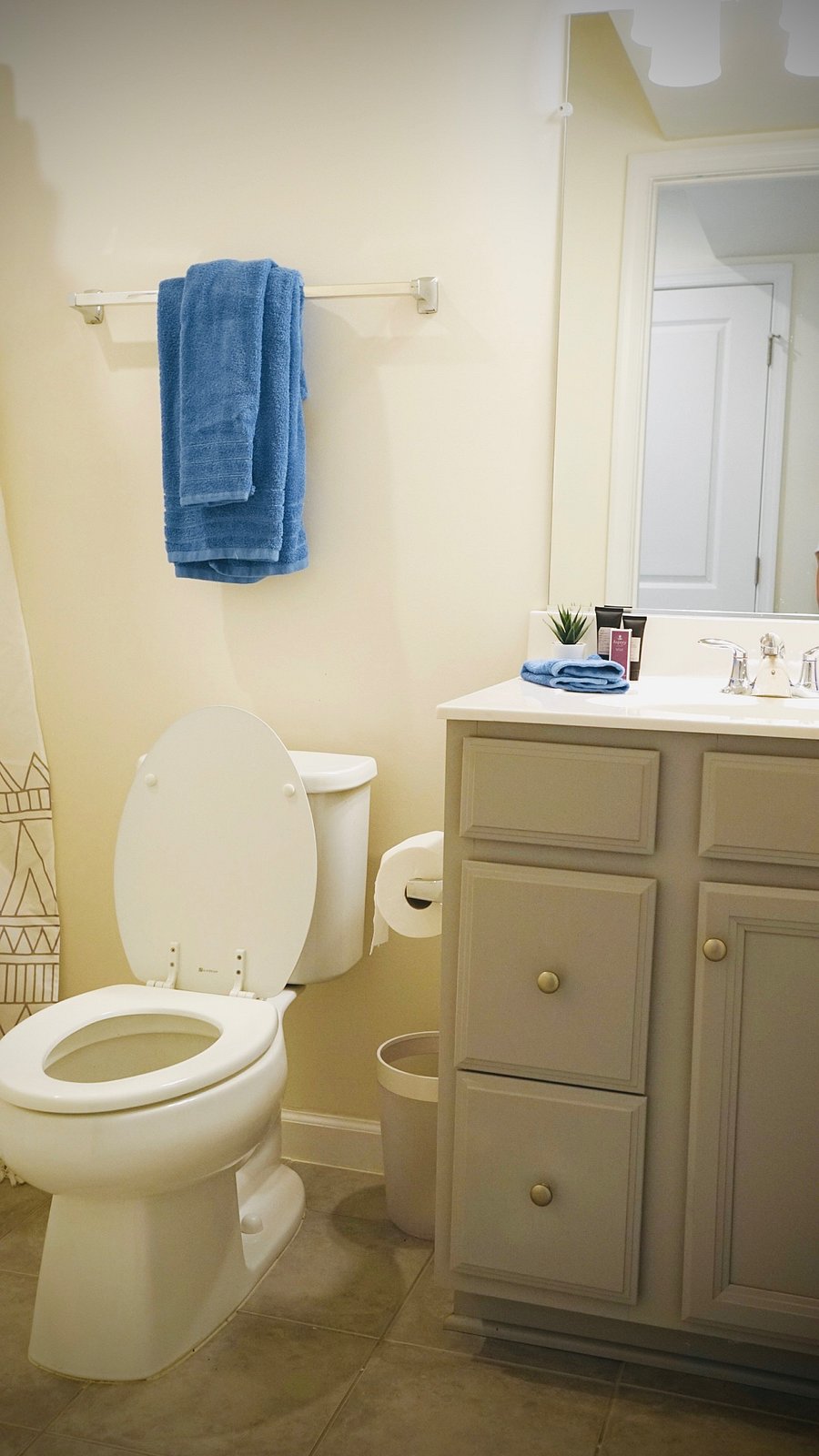 Furnished Finder property 602063_1 photo 8