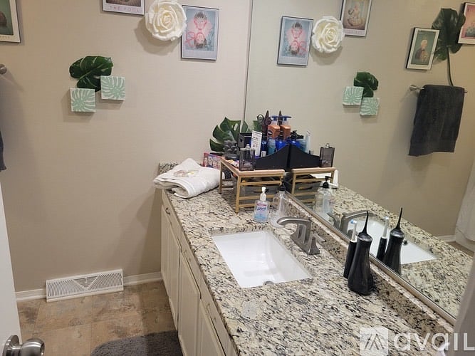 Furnished Finder property 602128_1 photo 4