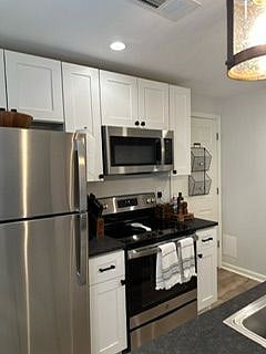 Furnished Finder property 602136_1 photo 8