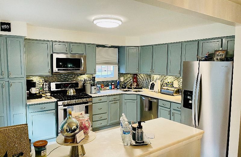 Furnished Finder property 602150_1 photo 14