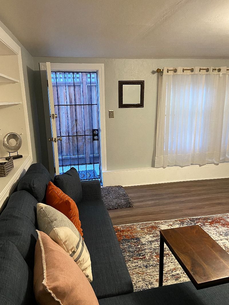 Furnished Finder property 602174_1 photo 14