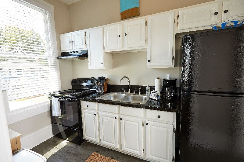 Furnished Finder property 602208_1 photo 17