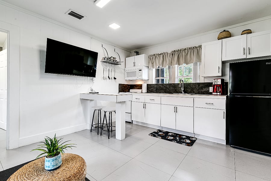 Furnished Finder property 602209_1 photo 4