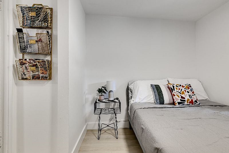 Furnished Finder property 602209_2 photo 18