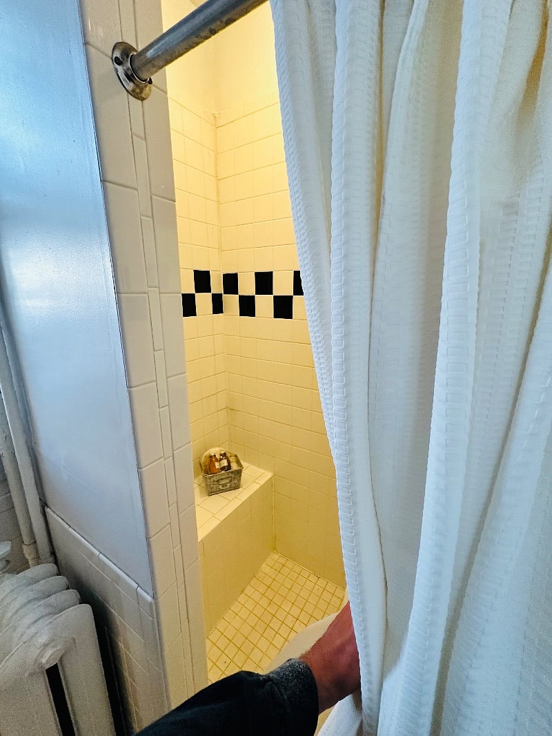 Furnished Finder property 602237_1 photo 6