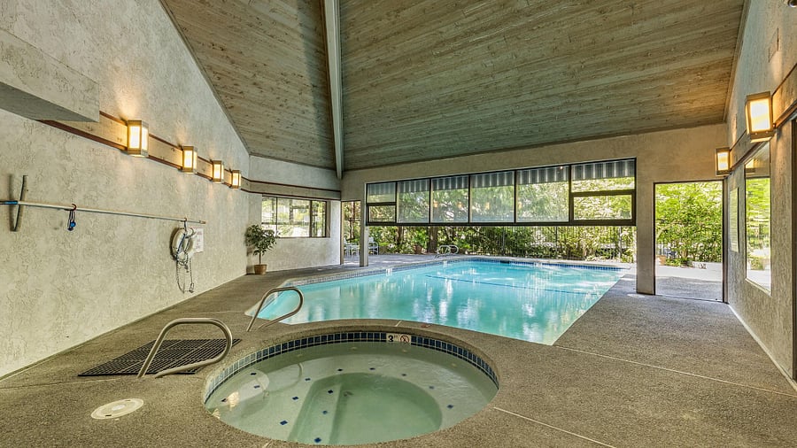 Bellevue Home - Outdoor Area