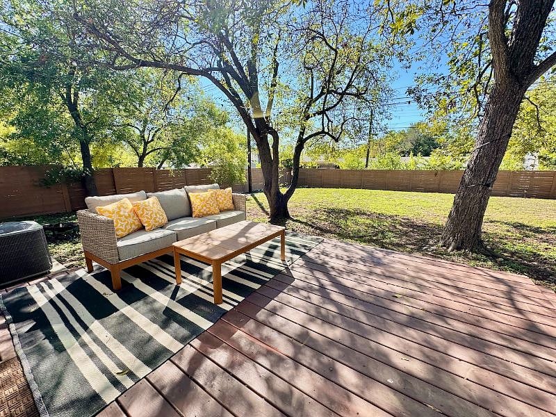 Furnished Finder property 602288_1 photo 5