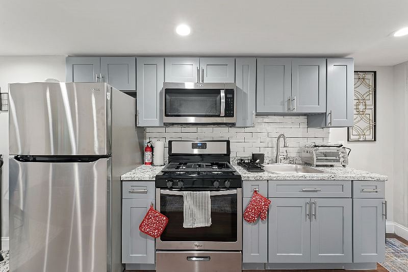 Furnished Finder property 602290_1 photo 8