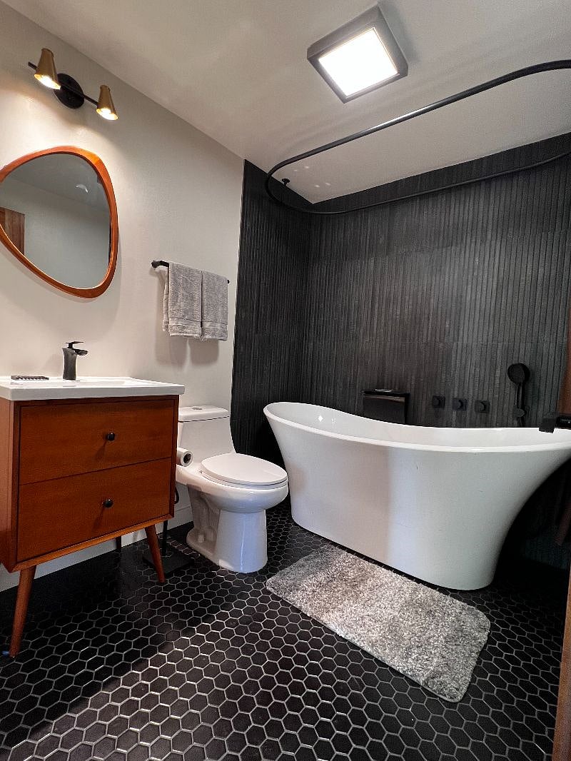 Furnished Finder property 602318_1 photo 8