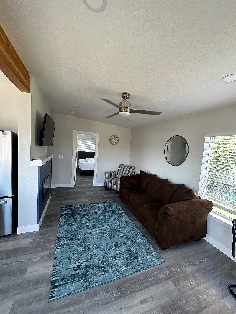 Furnished Finder property 602321_1 photo 3