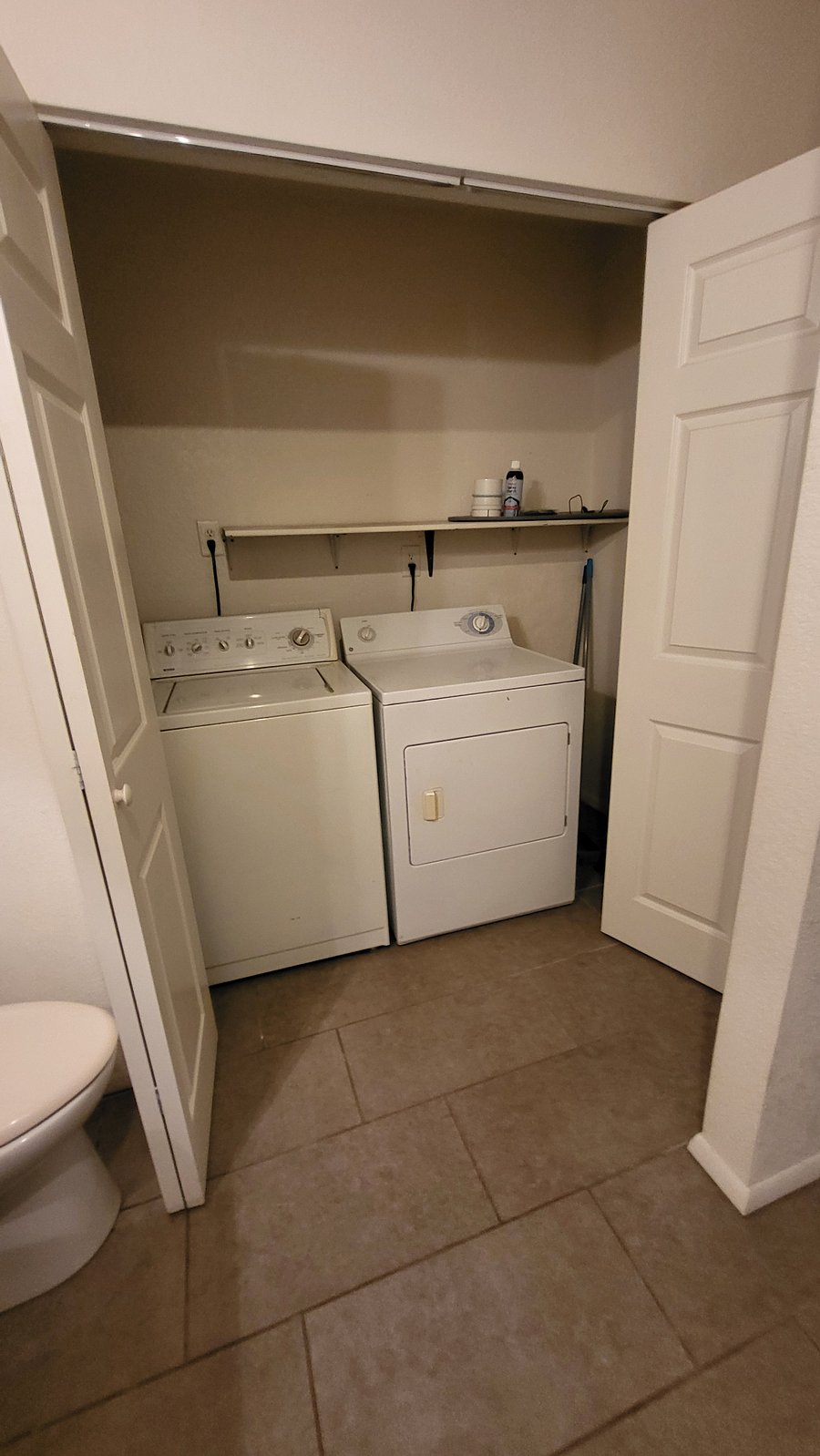 Furnished Finder property 602371_2 photo 7
