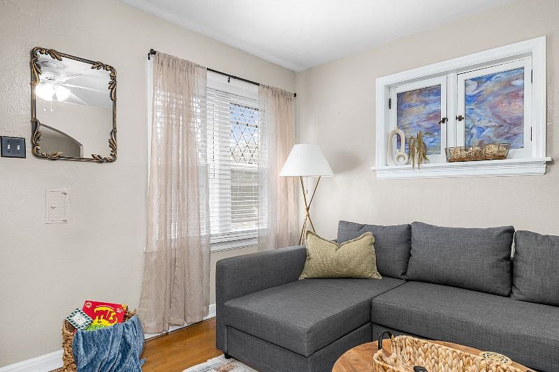 Furnished Finder property 602390_1 photo 7