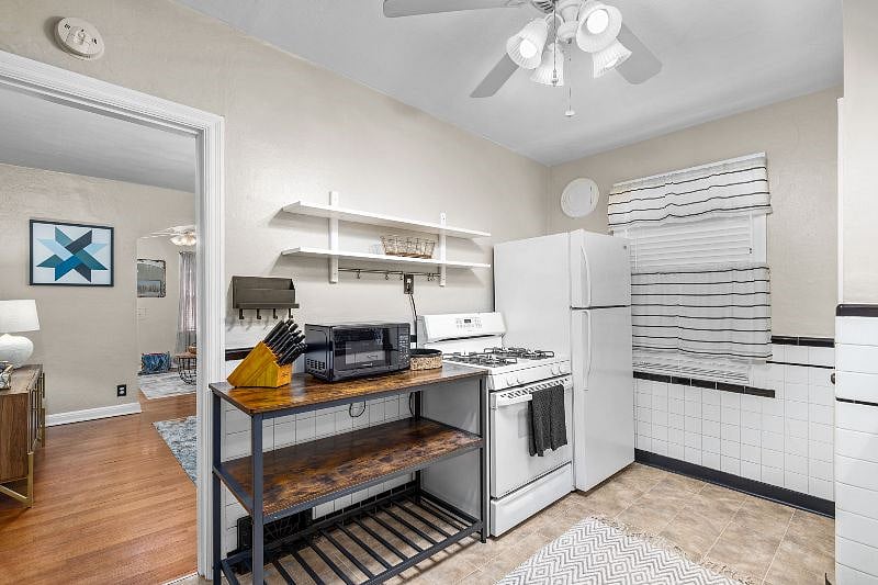 Furnished Finder property 602390_1 photo 15