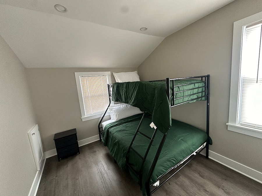 Furnished Finder property 602403_1 photo 7