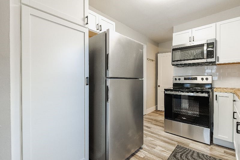 Furnished Finder property 602409_1 photo 9