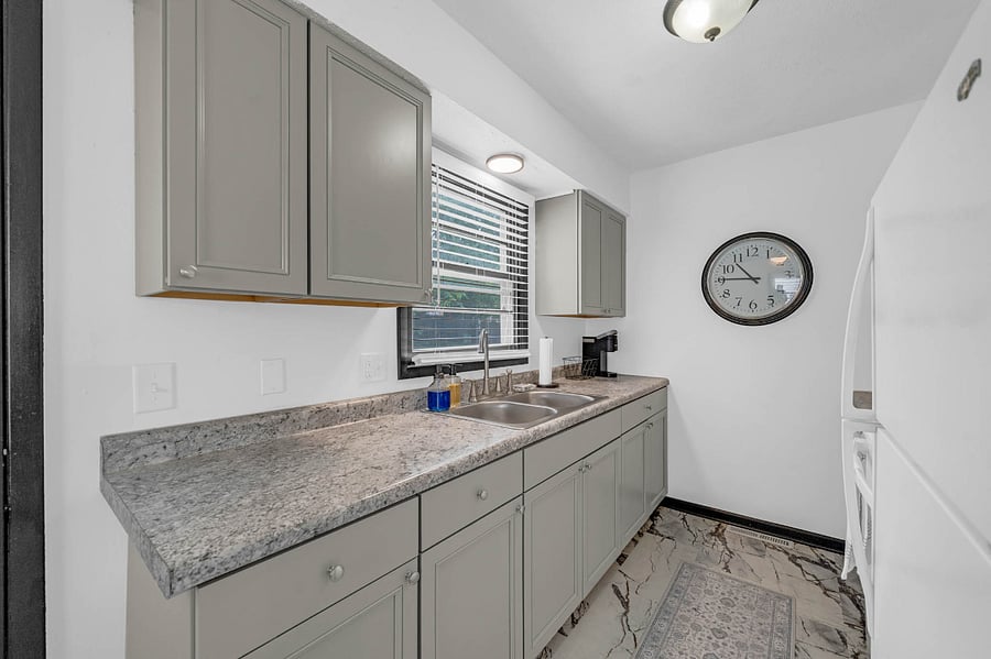 Furnished Finder property 602665_1 photo 10