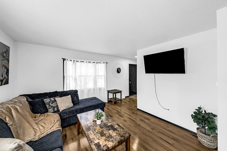 Furnished Finder property 602665_2 photo 3