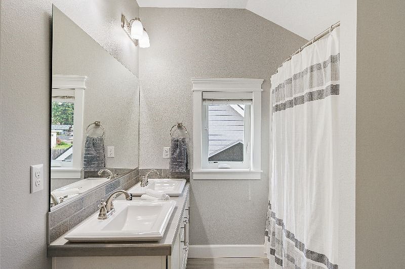 Furnished Finder property 602690_1 photo 13