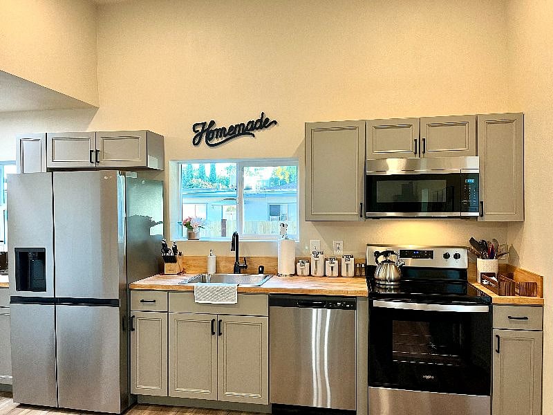 Furnished Finder property 602695_1 photo 6