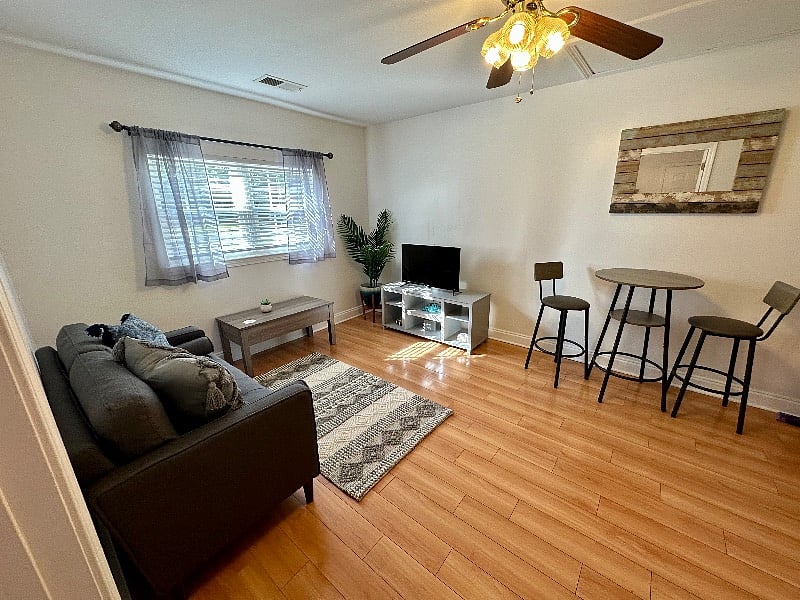 Furnished Finder property 602714_1 photo 4