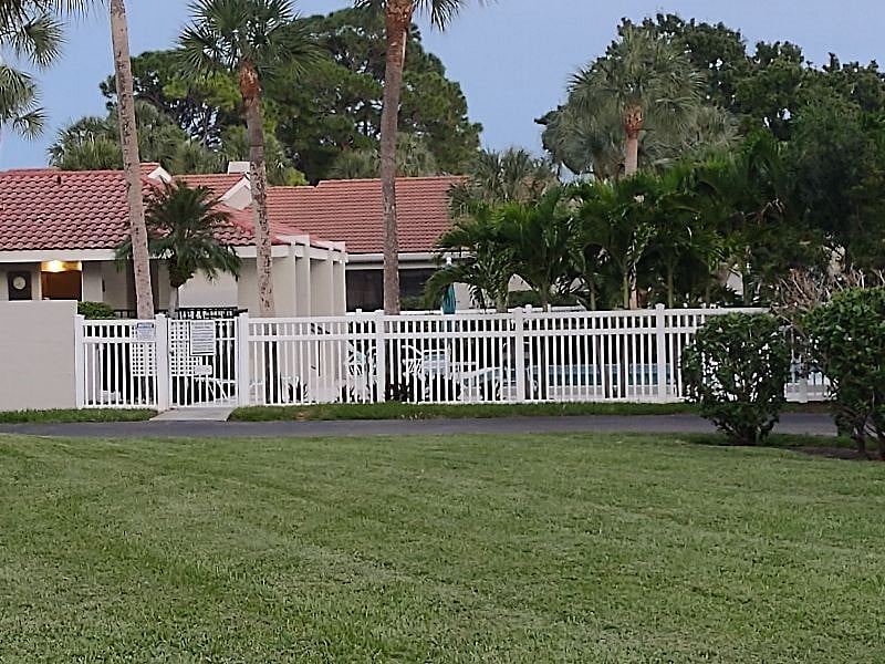 Furnished Finder property 602715_1 photo 12