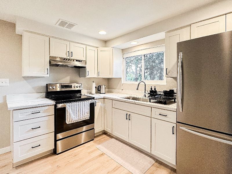 Furnished Finder property 602773_1 photo 4