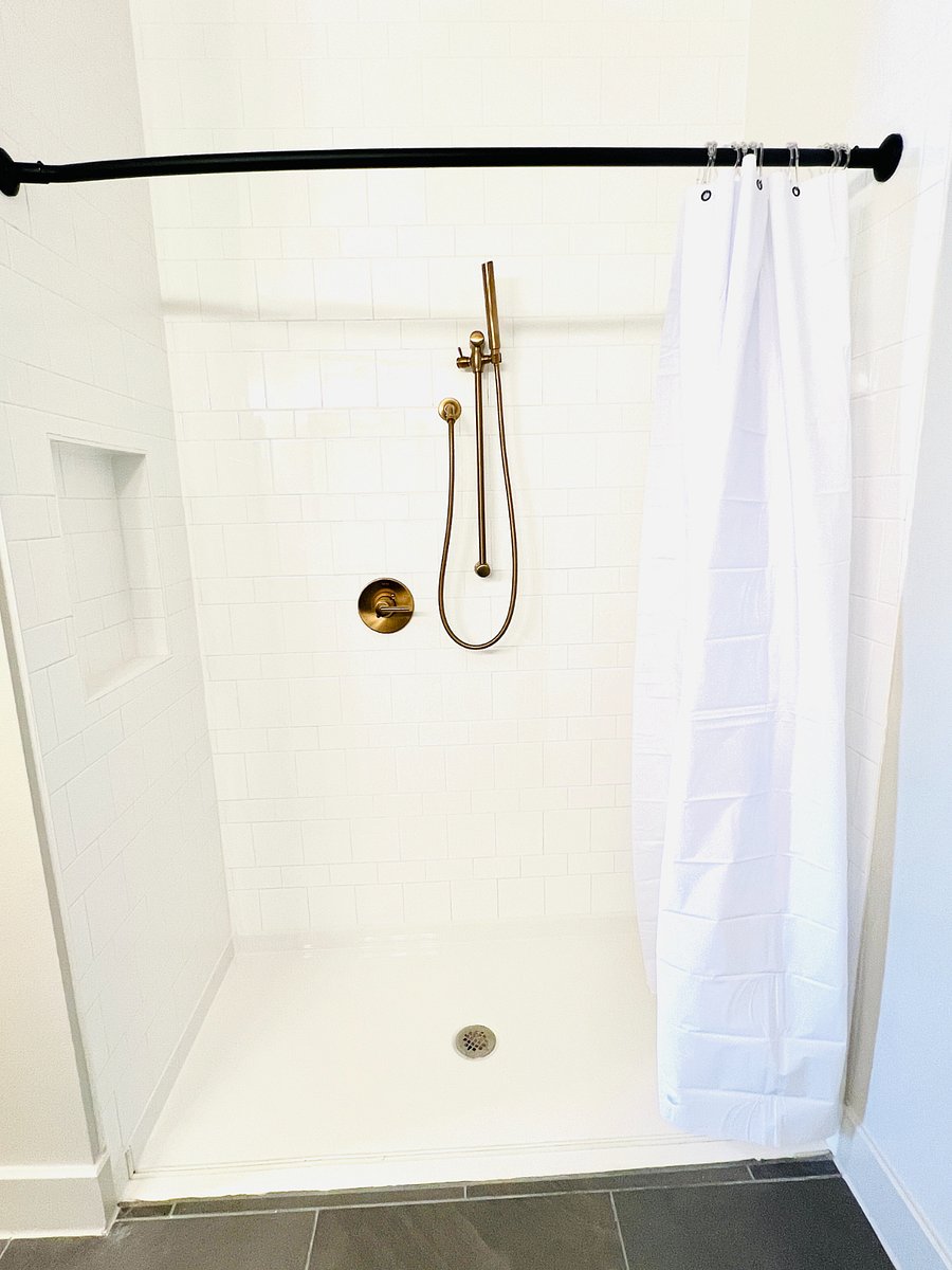 Furnished Finder property 602796_1 photo 32