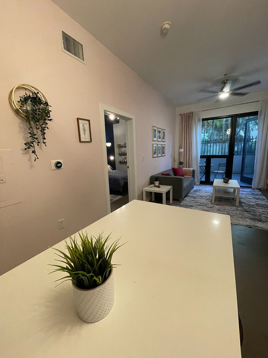 Furnished Finder property 602800_1 photo 8
