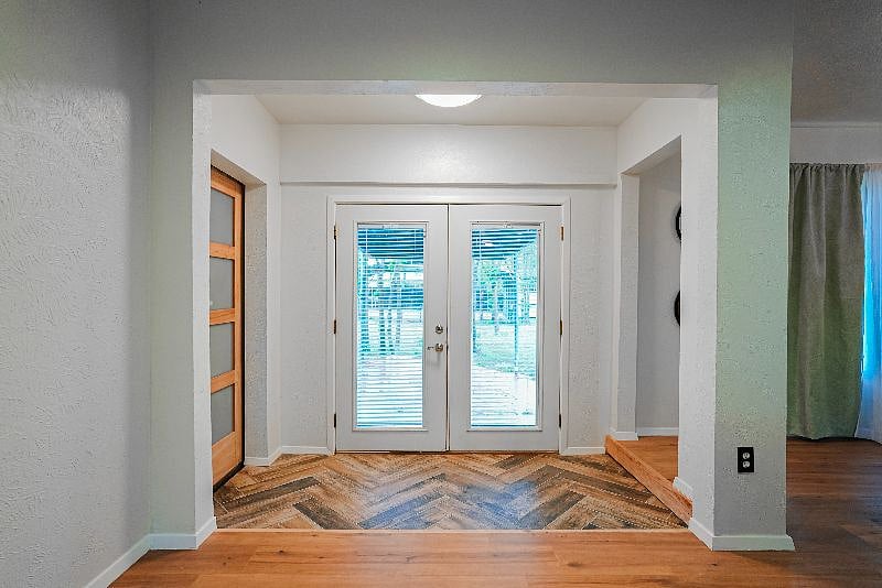Furnished Finder property 602811_1 photo 11