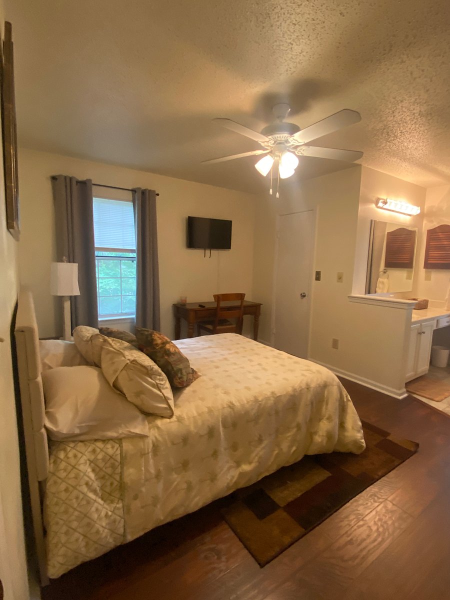 Furnished Finder property 602897_1 photo 25