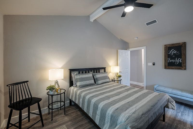 Furnished Finder property 602898_1 photo 8