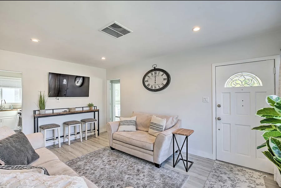 Furnished Finder property 602899_1 photo 3