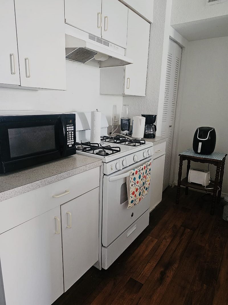 Furnished Finder property 603013_1 photo 12
