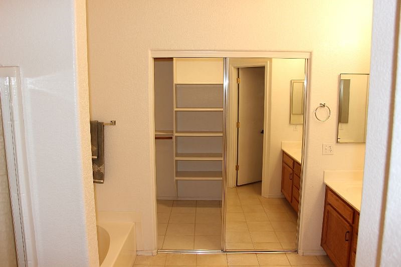 Furnished Finder property 603024_1 photo 30