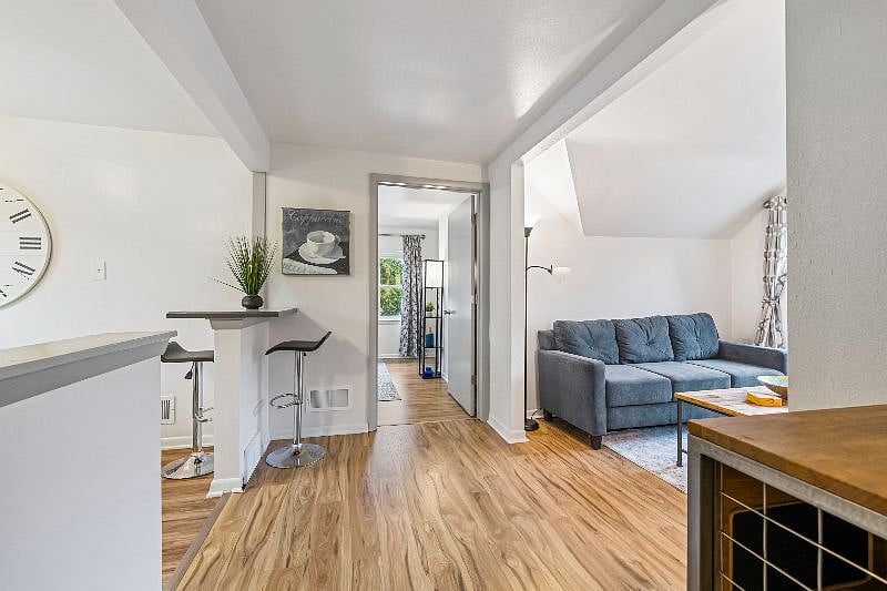 Furnished Finder property 603033_1 photo 7