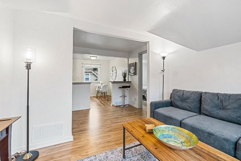 Furnished Finder property 603033_1 photo 6
